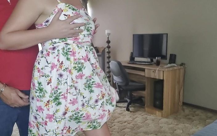 Pussy Galore 69: Sommerkleid fingern endet mit riesiger spermaladung auf meinen arsch