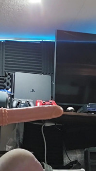 Mit neuer fickmaschine für meinen arsch!!