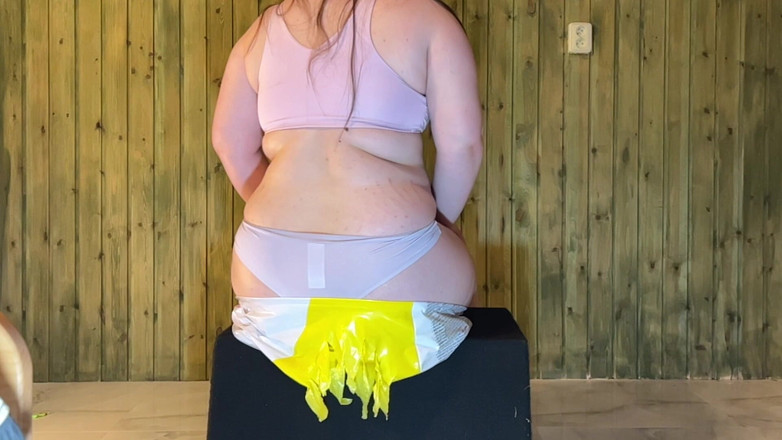 BeachBallsDuo: 10 Big Beach Balls Got Crushed Under Our 100kgs Asses!