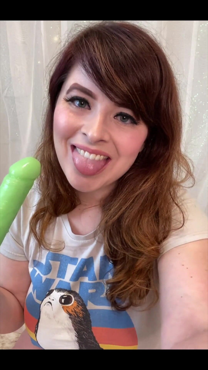 Bea York: Takže pro dnešní návrat slavíme ten čas, kdy mi podivínské sexuální...
