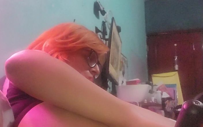 Our threesome adventures: Tranny honí myšlením o tobě