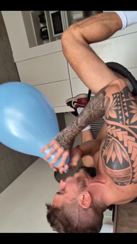 I Love Playing with Balloons