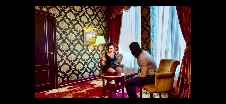 KarmenMilf: La Trama È Piena Di Foto. La Capo Ha Chiamato La...