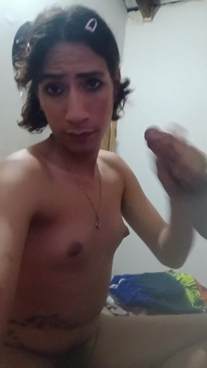 Femboy from Colombia: Мы кружимся, чтобы быть вместе