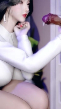 3d busty đĩ trưởng thành milf khỏa thân bộ ngực khổng lồ của cô ấy và mông khổng lồ ngồi trên con cu