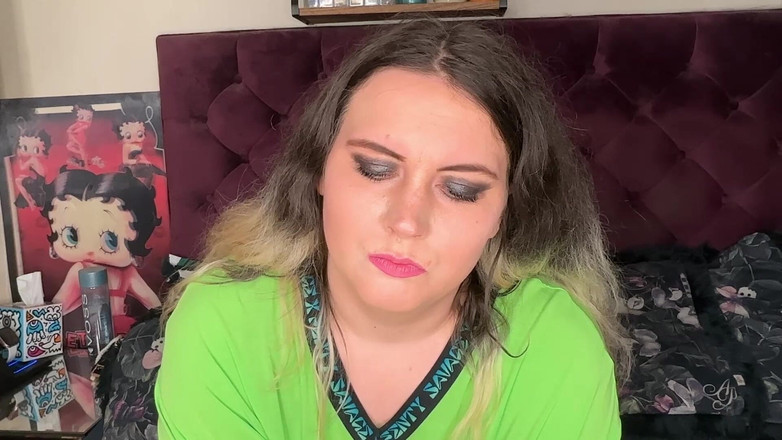 MissFFW: 吸烟 bbw 戴绿帽子吸鸡巴