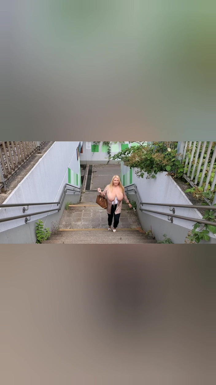 Annabelle Rogers: जर्मनी में चमकाना!