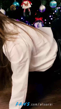 Stepdaughter got a job as a secretary so that her stepfather could fuck her every day