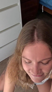 Seznámení S Novým Sousedem. Moje Žena Neví, Že Ji Podvádím
