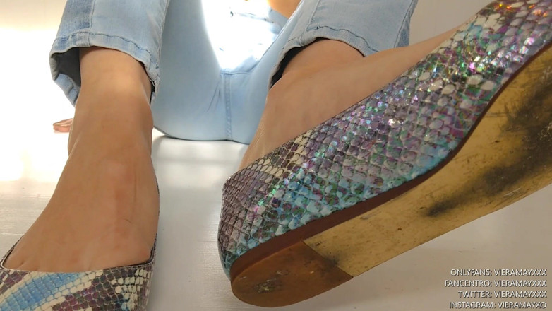 VieraMayXXX: Trompé avec une grosse noire, je te donne maintenant un...