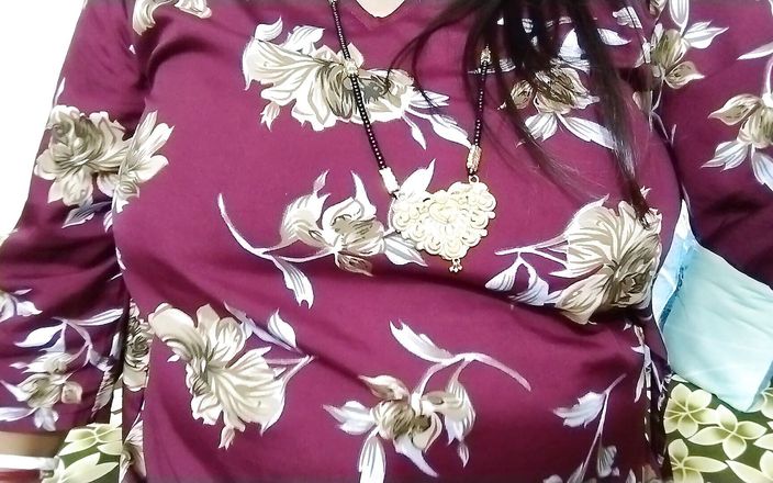HotGirl21: ホットなデジの使用人は、愛人のためのバスケットに果物を持ってきて、彼女は食べて、ホットセクシーな話をしながらセックスをロマンスします
