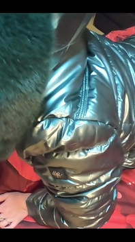 Milfycalla Ep 137 mama vitregă a fost futută în față. Ejaculează pe Shiny și Jachetă pufoasă.dacă ai avea un fetiș pe care ai vrea să-l ajut pe Yo