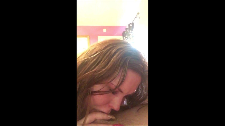 MissFFW: Thổi kèn ướt át ướt át