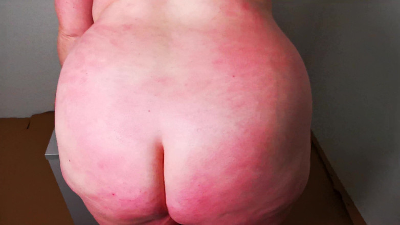 Bouncy Tits Action: Добре поводилися цицьки, які трималися
