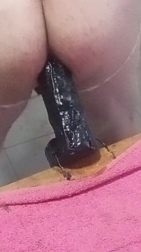 Widzę moją grubą, dużą, twardą i nie mogę się powstrzymać