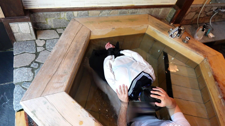 ushirosugatanomiki: Dripping Uniform, Restrained in a Bathtub, off-campus Lesson