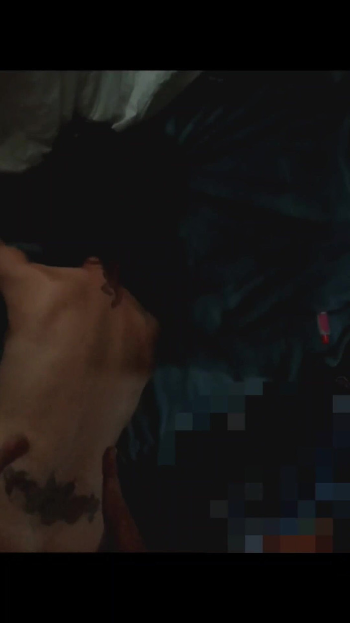 Pussy hound: Sorellastra scopa parte 2