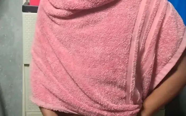 Viral boys: Alan Tokers Young Latino Masturbates in His Room