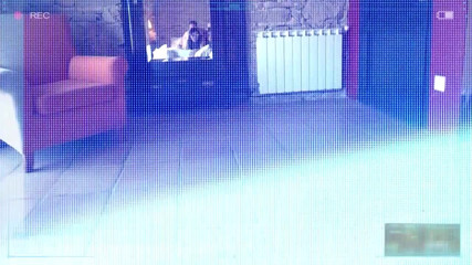 THAGSON: Heet stel neukt op het bed van een hotel en...