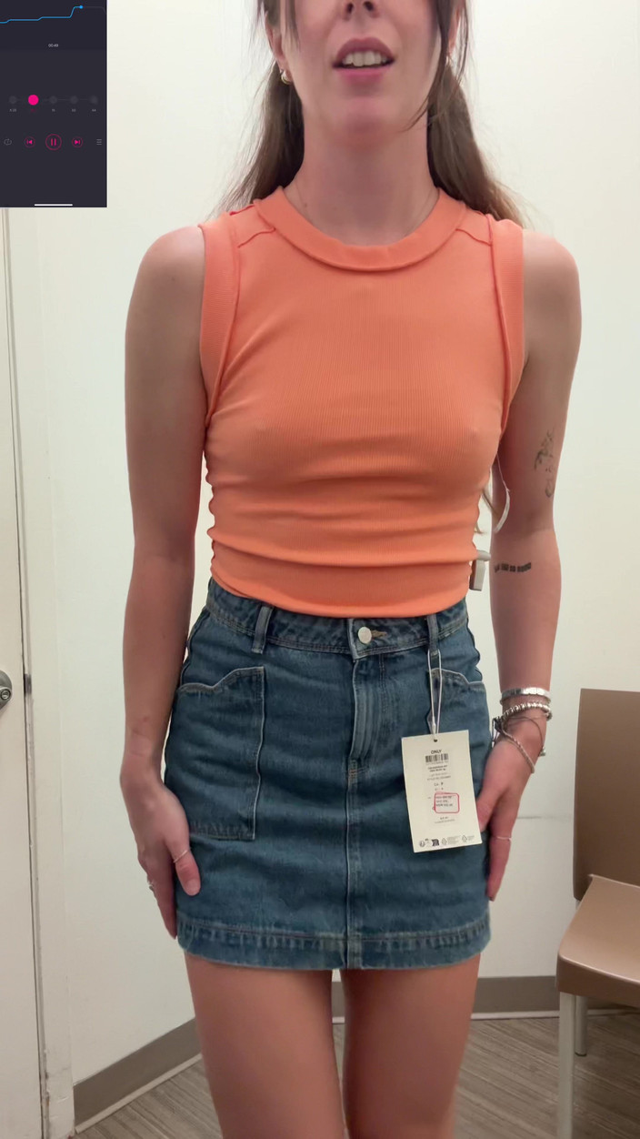 Nadia Foxx: Відійди, сподіваюся, мене ніхто не чує!