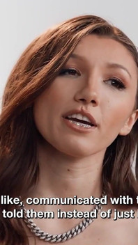 Maya Woulfe crede că vibratoarele sunt superioare! | Interviu cu vedetă | Timp pentru adulți