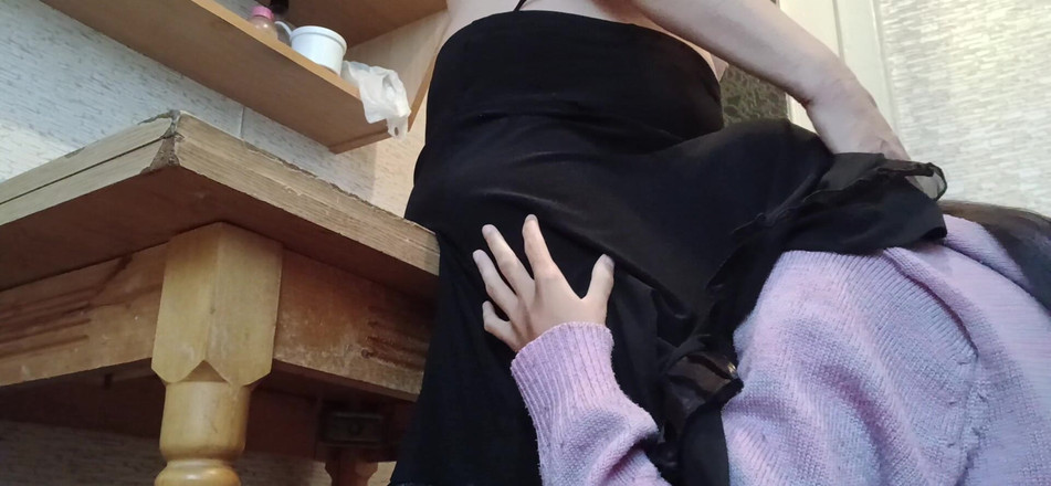 Lesbian-candys: 내 남친은 엄마와 나를 잡았지만, 내가 그녀의 치마 밑에 있기 때문에 섹스를 못했다.