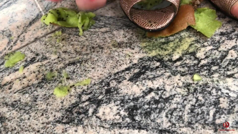 Goddess Lena: Crushing a kiwi
