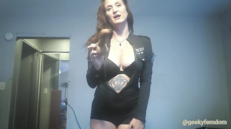 Geeky Femdom: Tertangkap mencuri porno lagi