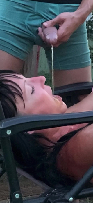 Farmers Wifey: Döl kaplı yüzüme işeme, beni işaretle