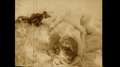 The Unforgettable: На траві, що палає листя