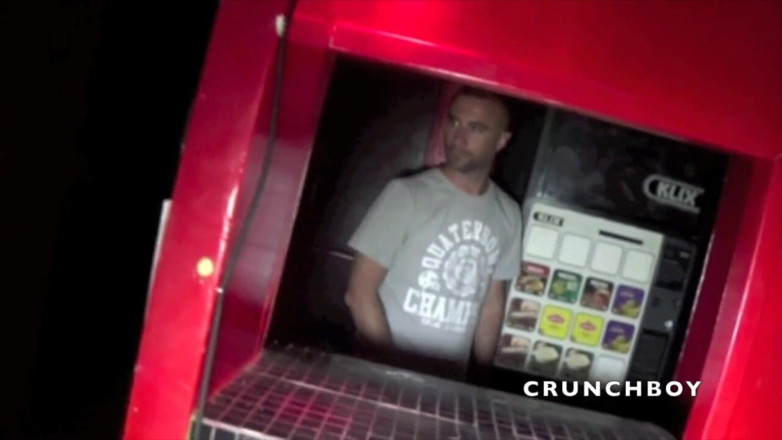 Crunch Boy: Elias fucked by amazing black cock