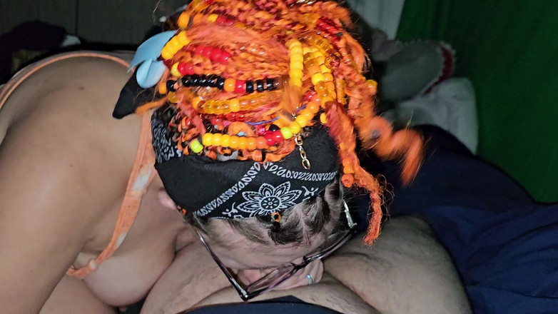 Funhousewife69: Kembali sekali lagi menghisap zakarnya sehingga dia meletup dalam mulut...