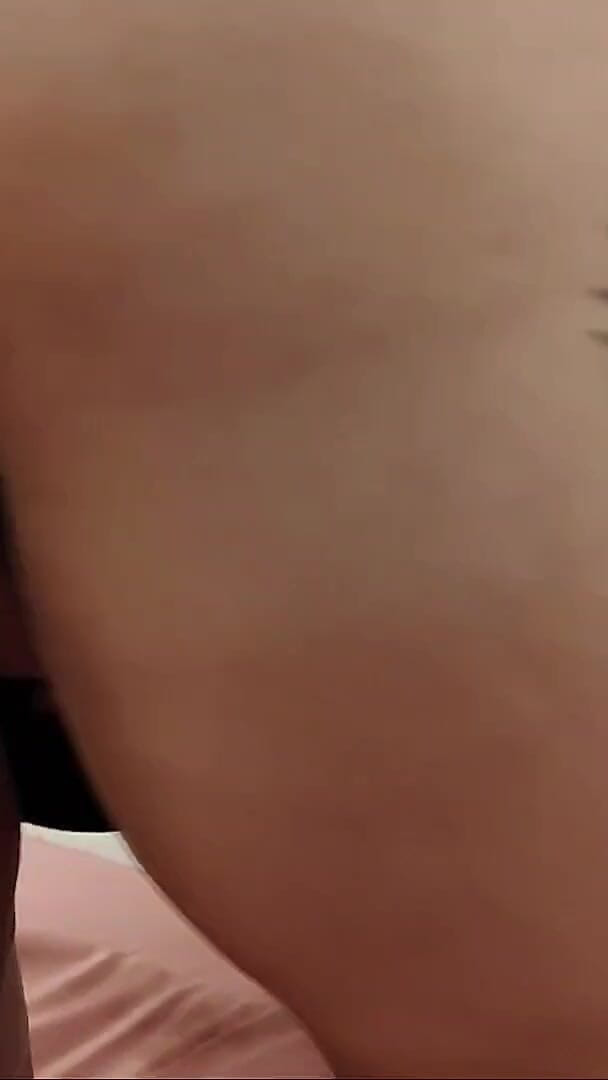 Entiado Bobão E Virgem Não Deixa a Madrasta Se Masturba Sucegada (Tiffany Montavani)
