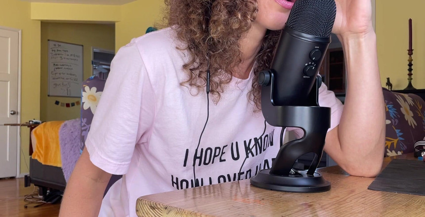 VibeWithMommy: Asmr Role Play: Pengakuan Istri Selingkuh. Berikut ini live penyadapan...