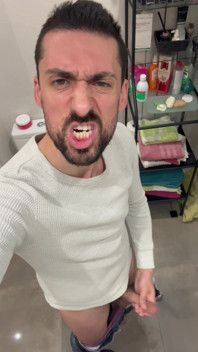 Stepdaddy Jerking off