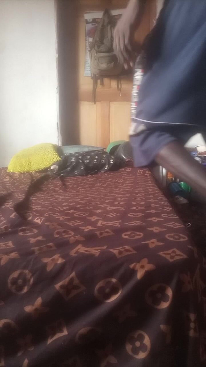 Oladi plenty tv: Sex tape au collège avec des profs