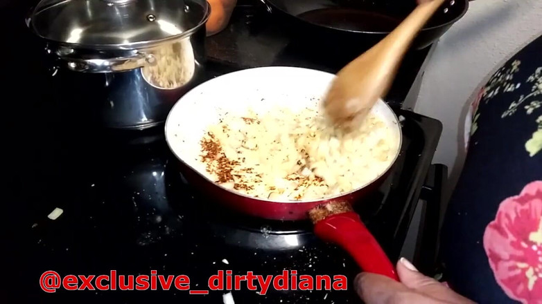 Dirty Diana Fetishes: Dirty Diana has a cooking fetish