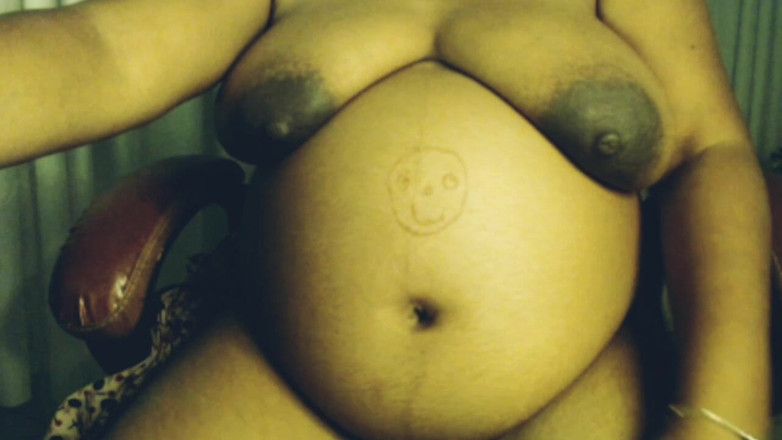 HotGirl21: Pregnent Lady si hraje s kundičkou s nahou show.