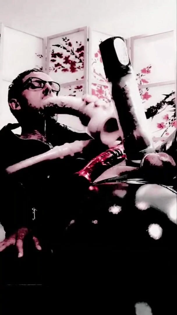 Slutboyben: Slutboyben Cam4 Dildo dikongkek tekak