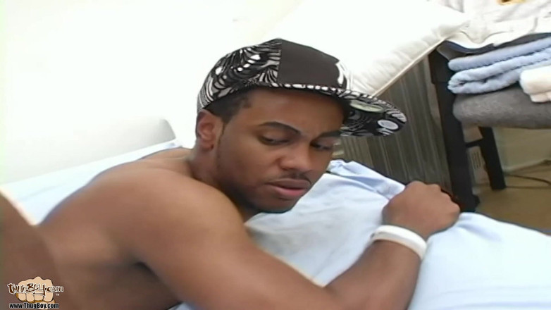 ThugBoy: Breion diamond + mac jones - besame diesen jungen