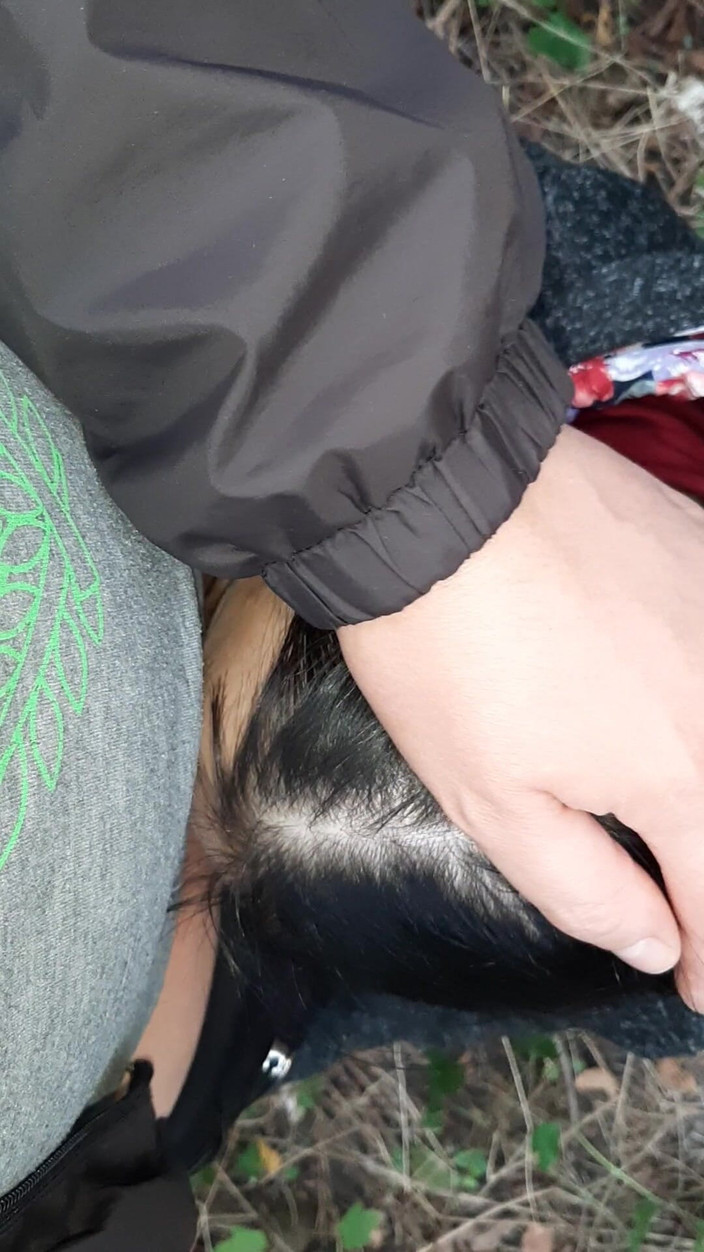 Lesbian-illusion: Wir ficken im wald, so dass niemand weiß, dass wir...