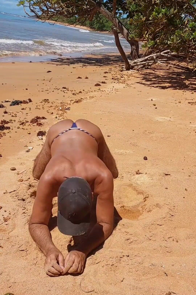 Ladysilva Femboy Pretty Slut on the Beach in Bikini (Ladysilva) Ladysilva Femboy Pretty Slut on the Beach in Bikini (Ladysilva)
