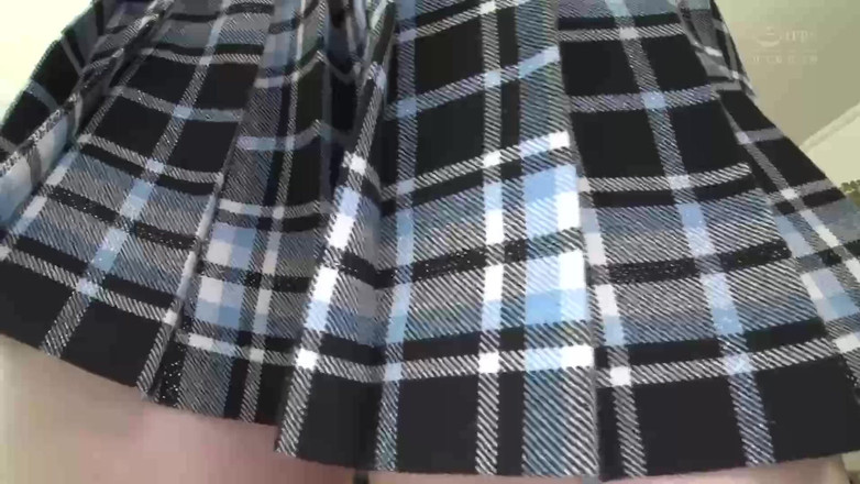 Strix: 女学生内裤跳舞大战裸体跳舞挑衅 2