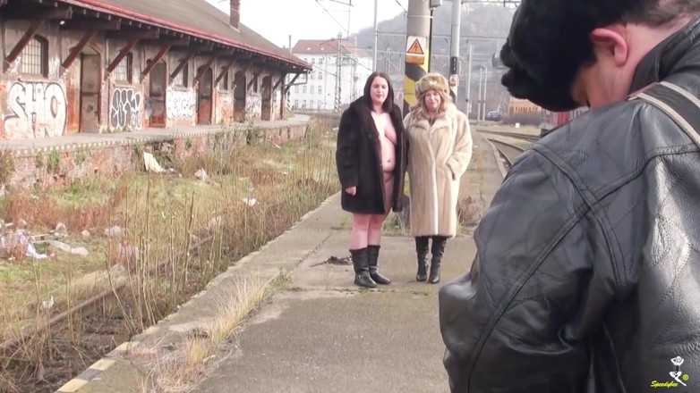 Dirty Doctors Clips: Bahnhof fotoshooting