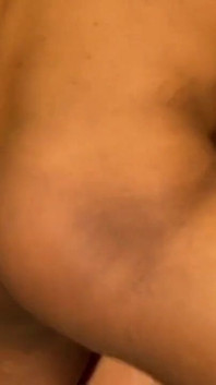Haben Sie Eine Nahaufnahme Mit Sexy MILF Iluv Shauna Mit Dickem Hintern