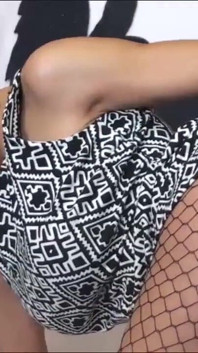 Sofia Cucci does a streep tease and masturbates on cam