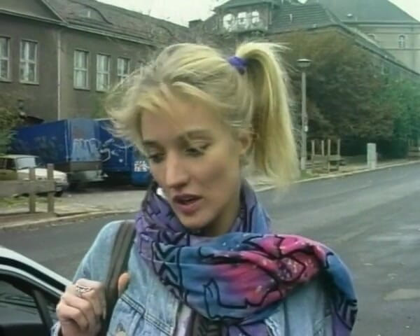 YOUR FIRST PORN: Sweet Mary gillar lite längre