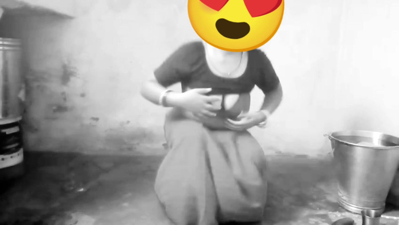 Sexy baby: Shilpa Bhabhi looks so sexy in black and white, and...