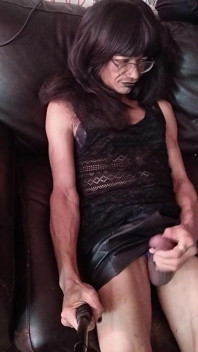 Jerking off While My GF Was Gone