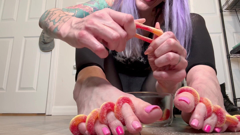 Peppermint Giantess: Персикові кільця на моїх іграшках